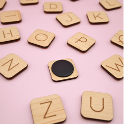 Alphabet magnétique en bois - 26 lettres