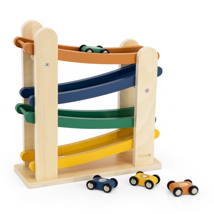 Rampe de course en bois et ses 4 voitures Rampe de course en bois et ses 4 voitures