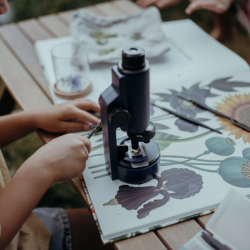 Microscope portable