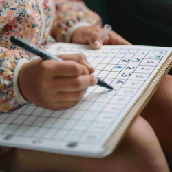 Carnet d'activités réutilisable - Colorie, efface et recommence