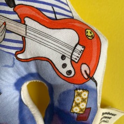 Hochet coussin illustré - Mr Nevermind