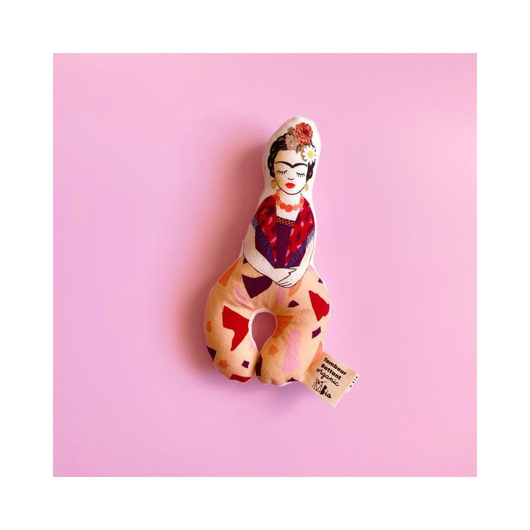 Hochet coussin illustré GOTS - Frida T Hochet coussin illustré GOTS - Frida T