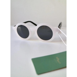 Lunettes de soleil retro en plastique recyclé