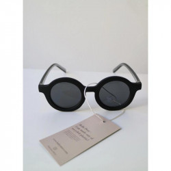 Lunettes de soleil retro en plastique recyclé