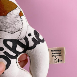 Hochet coussin illustré GOTS - Billie