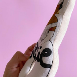 Hochet coussin illustré GOTS - Billie