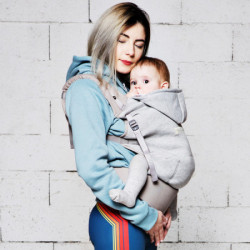 Hoodie Carrier - porte bébé physiologique